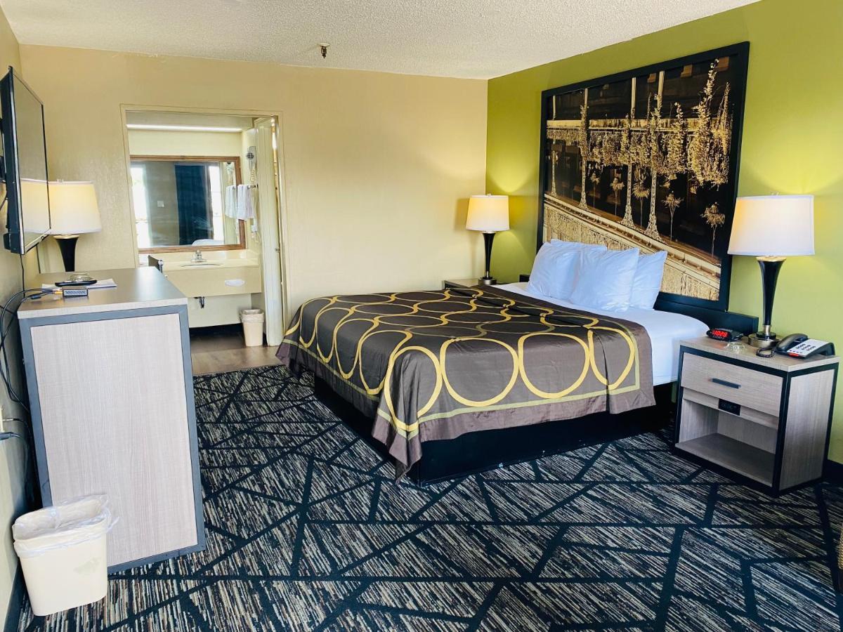 Super 8 By Wyndham New Iberia Motel Kültér fotó